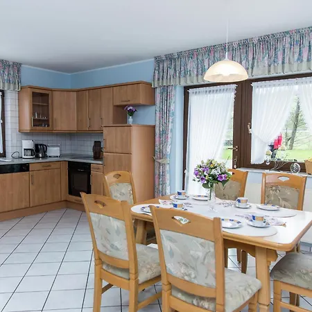 Дом отдыха Erdgeschosswohnung In Ruhiger Lage Lirstal