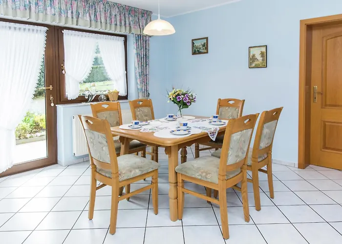 בית נופש Erdgeschosswohnung In Ruhiger Lage *