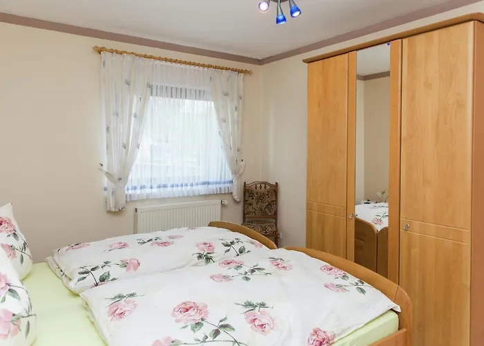 Erdgeschosswohnung In Ruhiger Lage