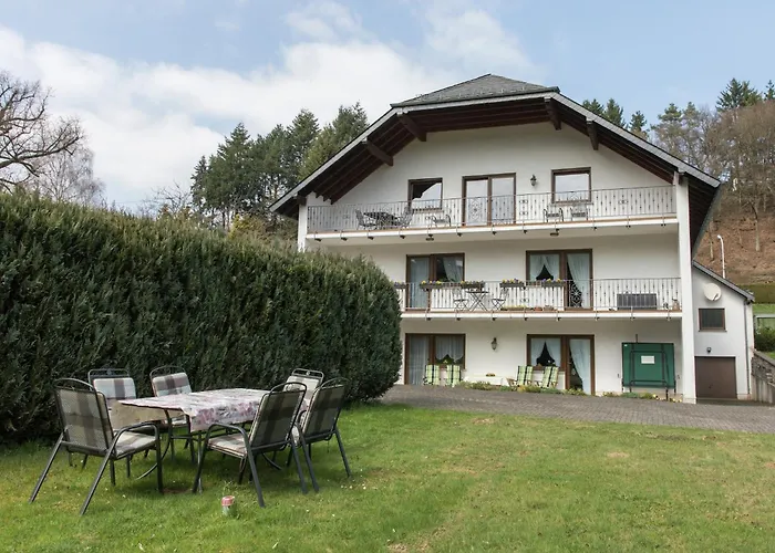 Erdgeschosswohnung In Ruhiger Lage בית נופש Lirstal